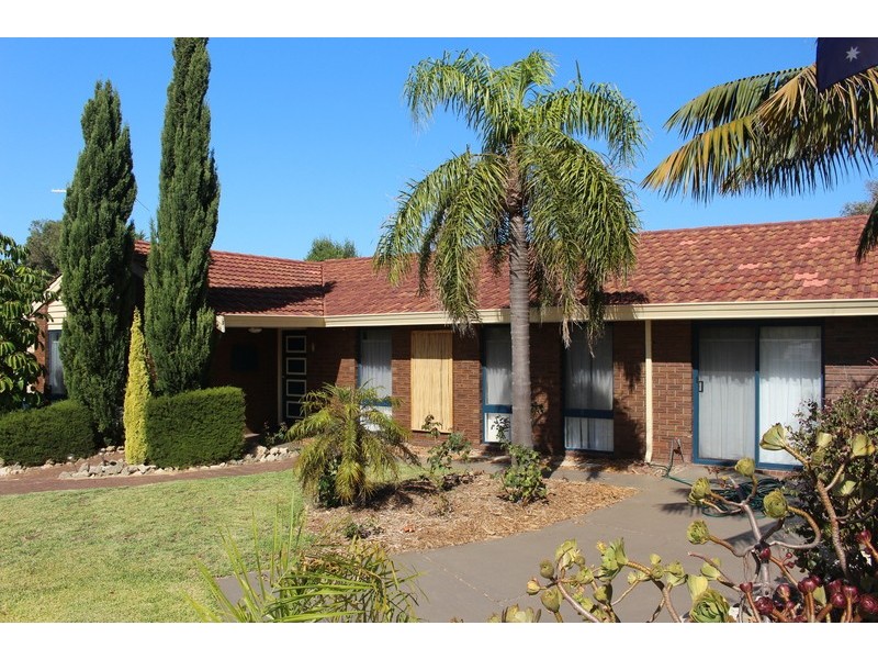 40 Spinaway Street, Craigie WA 6025
