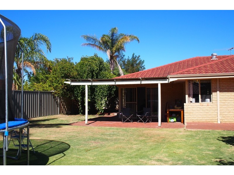 10 Chartwell Place, Leeming WA 6149