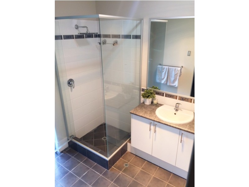 4 Sadler Circuit, Australind WA 6233