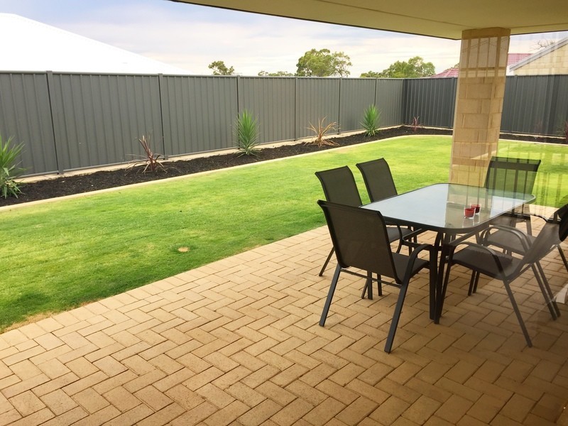 4 Sadler Circuit, Australind WA 6233