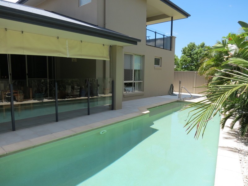 1 Fairmont Crt, Banora Point NSW 2486