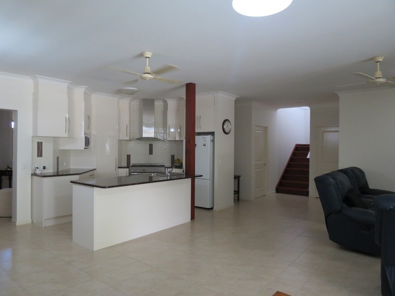 1 Fairmont Crt, Banora Point NSW 2486