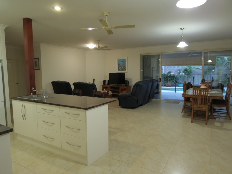 1 Fairmont Crt, Banora Point NSW 2486