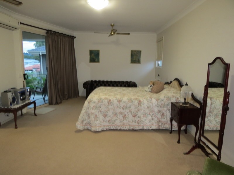 1 Fairmont Crt, Banora Point NSW 2486