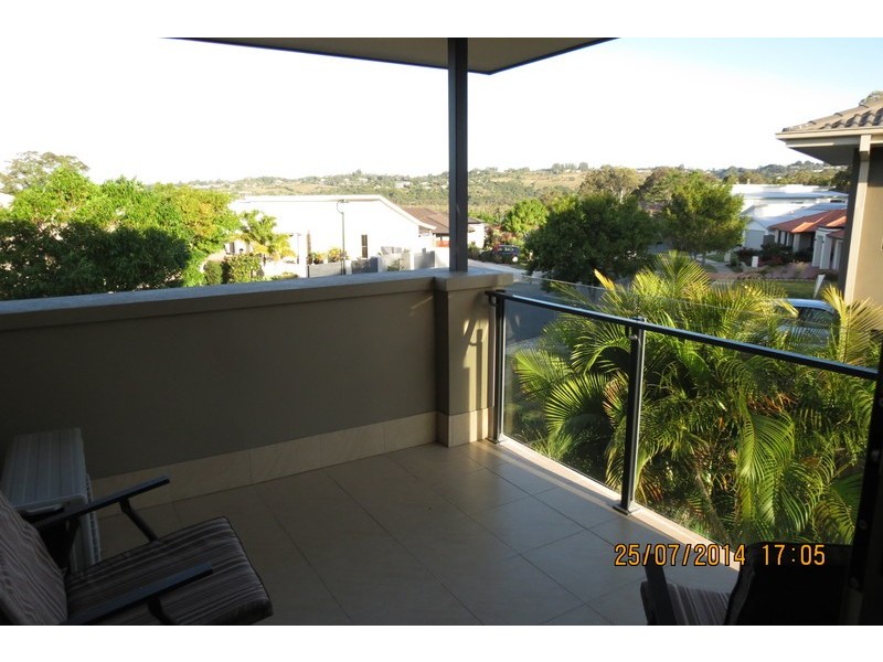 1 Fairmont Crt, Banora Point NSW 2486