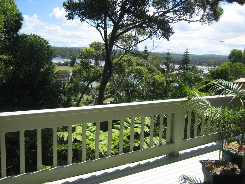 126 Canberra Crs, Burrill Lake NSW 2539