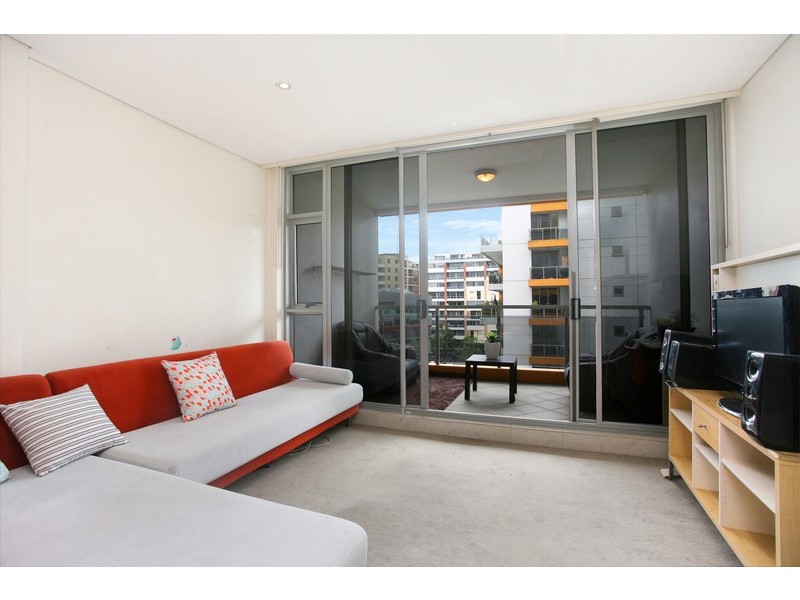 643/4 Lachlan Street, Waterloo NSW 2017