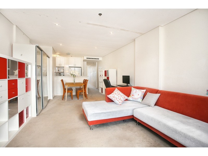 643/4 Lachlan Street, Waterloo NSW 2017