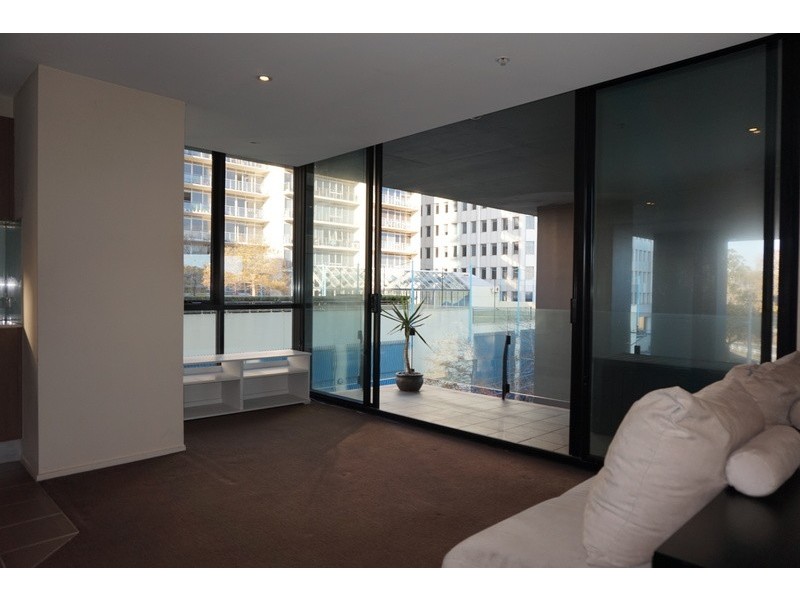 305/83 Queens Road, Melbourne VIC 3004