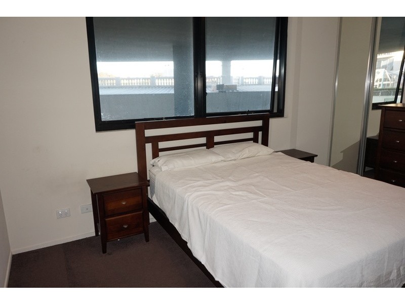 305/83 Queens Road, Melbourne VIC 3004
