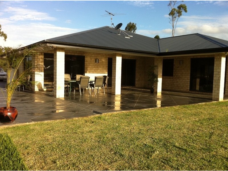 50 – 52 Bauer Drive, Mundoolun QLD 4285