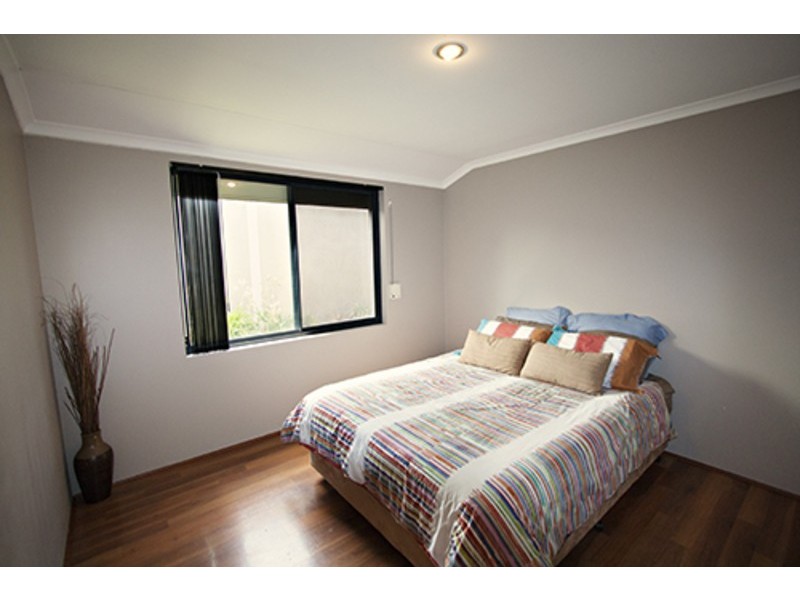 14B Downsborough Ave, Kewdale WA 6105