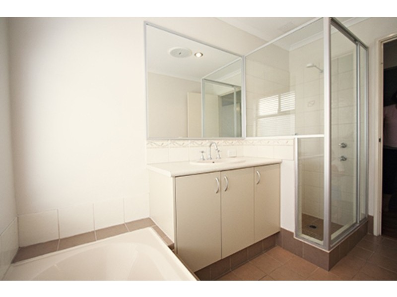 14B Downsborough Ave, Kewdale WA 6105