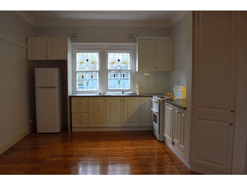 6 Cordeaux Rd, Figtree NSW 2525