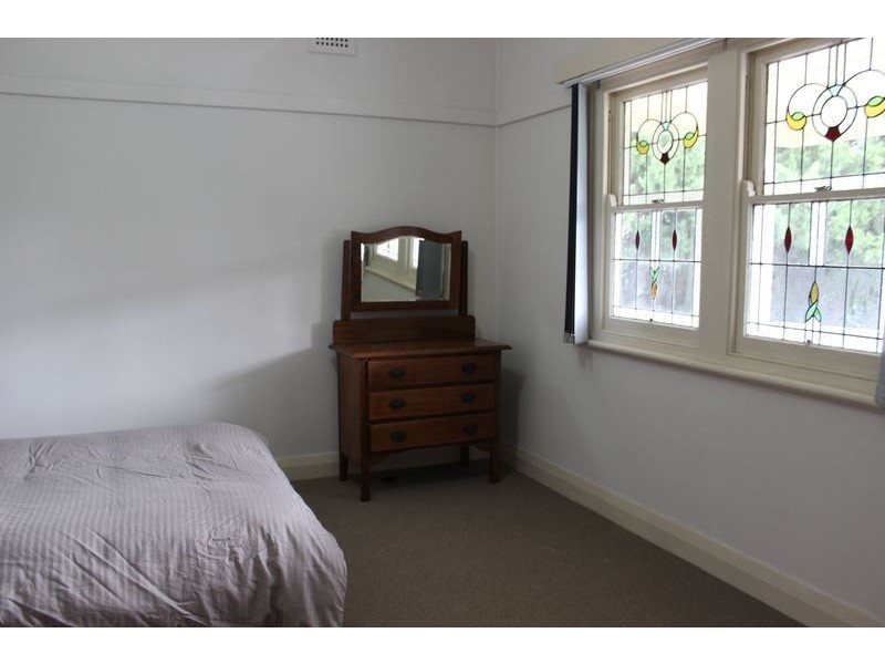 6 Cordeaux Rd, Figtree NSW 2525