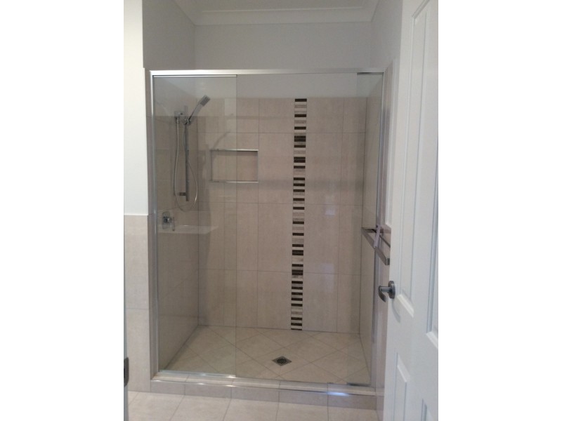 11 Highland Drive, Regents Park QLD 4118