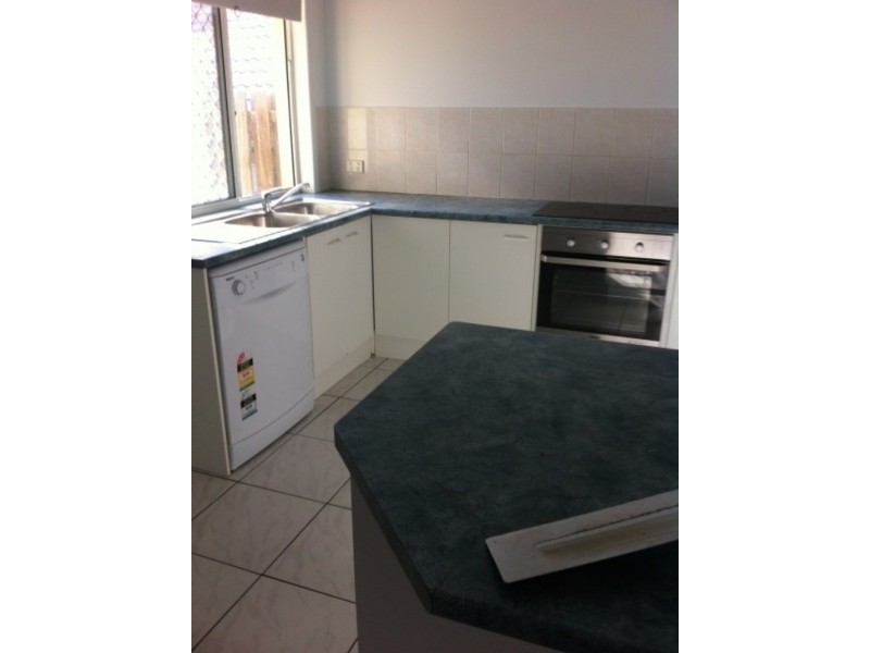 1 / 94 GREENACRE, Parkwood QLD 4214