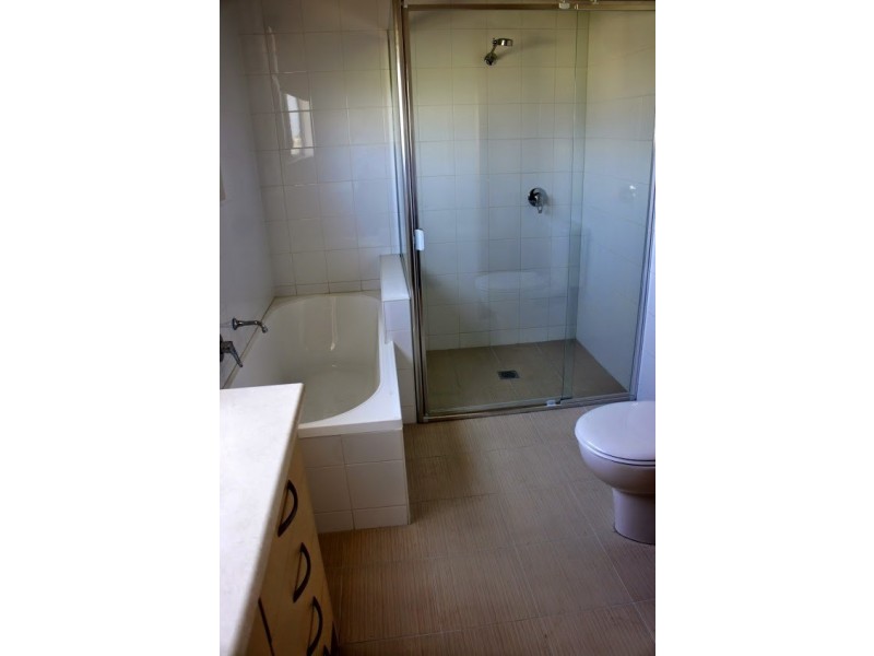 32 Spring St, Port Albert VIC 3971