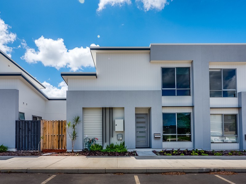 16 Warrumbungle Parade, Fitzgibbon QLD 4018