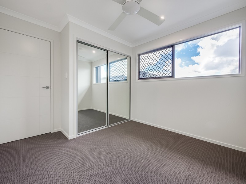 16 Warrumbungle Parade, Fitzgibbon QLD 4018