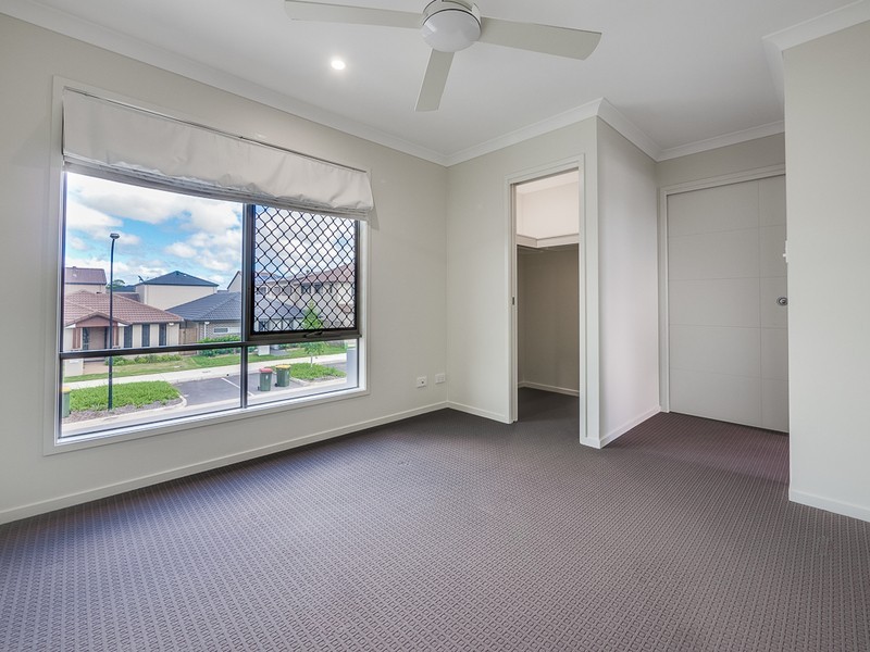 16 Warrumbungle Parade, Fitzgibbon QLD 4018