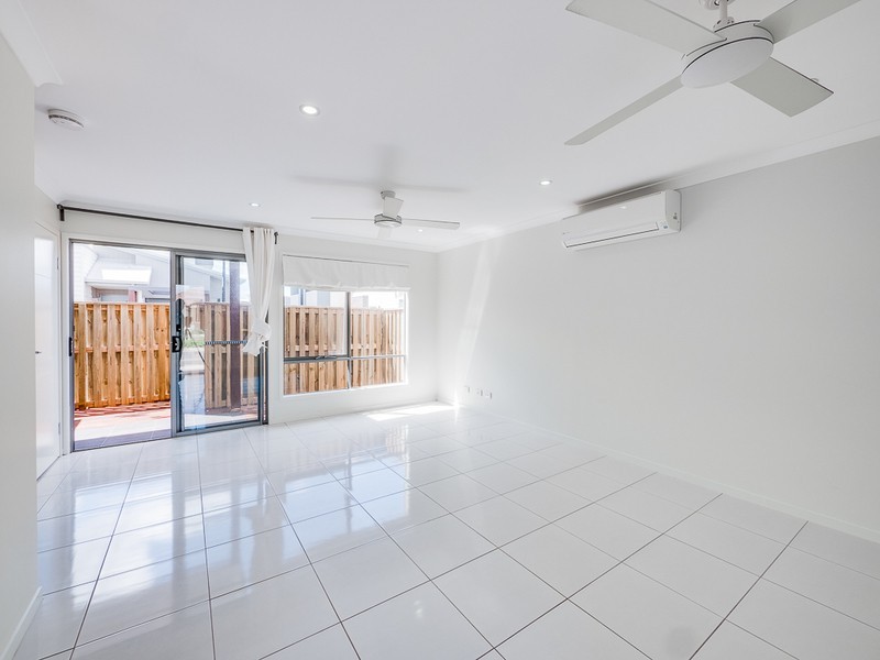 16 Warrumbungle Parade, Fitzgibbon QLD 4018