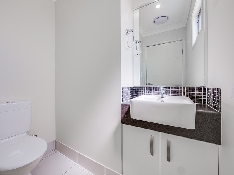 16 Warrumbungle Parade, Fitzgibbon QLD 4018