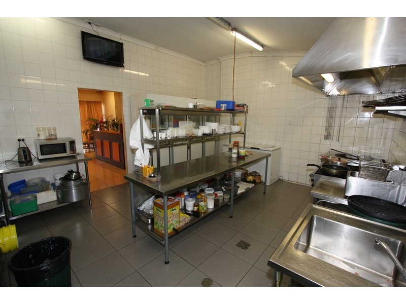 1 & 2/371  Belgravia Street, Cloverdale WA 6105