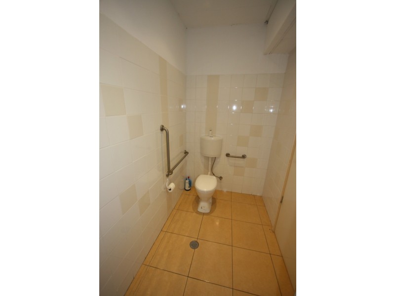 1 & 2/371  Belgravia Street, Cloverdale WA 6105