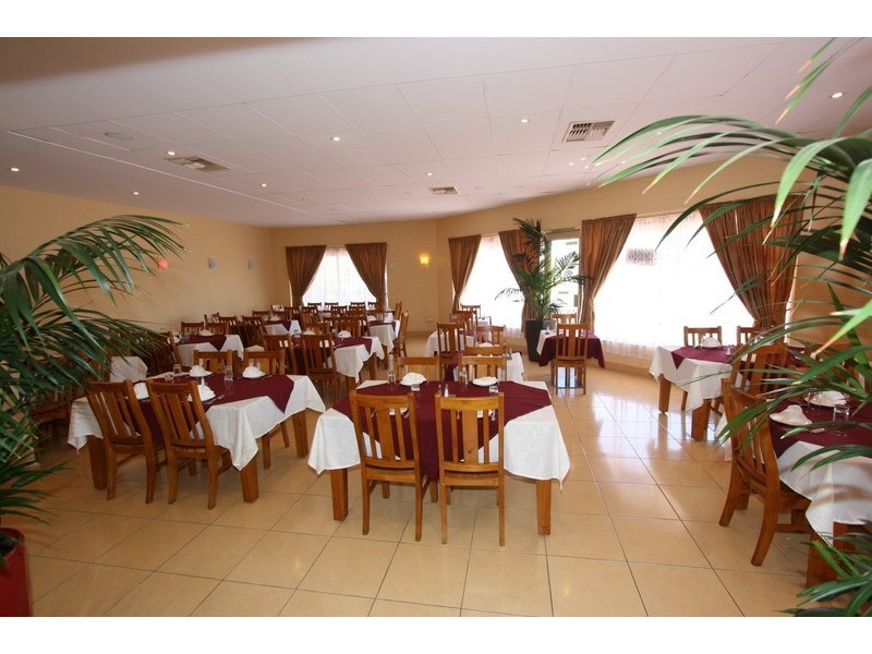 1 & 2/371  Belgravia Street, Cloverdale WA 6105