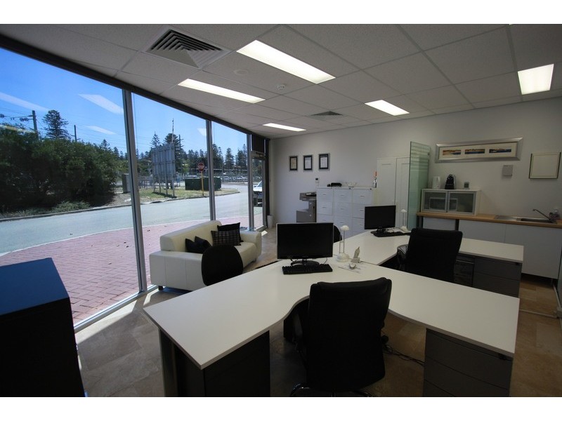 2/1 – 3 Brixton Street, Cottesloe WA 6011