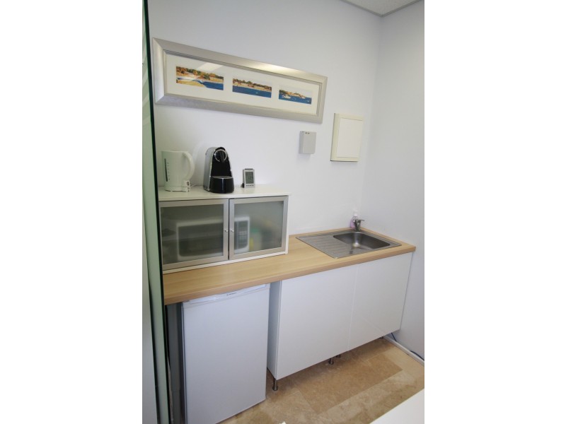 2/1 – 3 Brixton Street, Cottesloe WA 6011