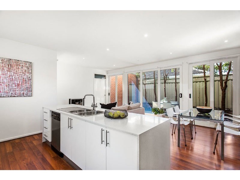 3/12 Kingsville St, Kingsville VIC 3012