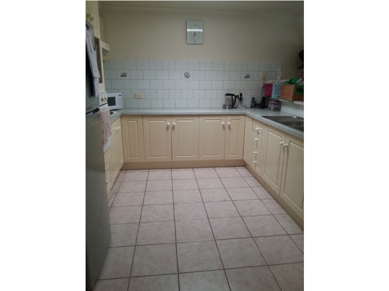 2/6 Portsmouth Place, Epping VIC 3076