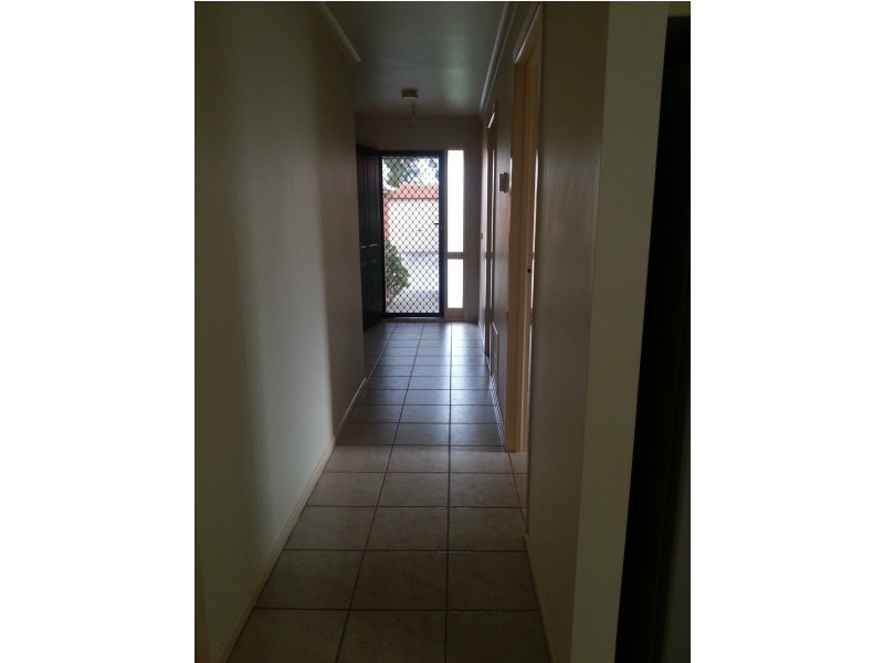 2/6 Portsmouth Place, Epping VIC 3076