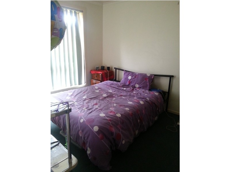 2/6 Portsmouth Place, Epping VIC 3076