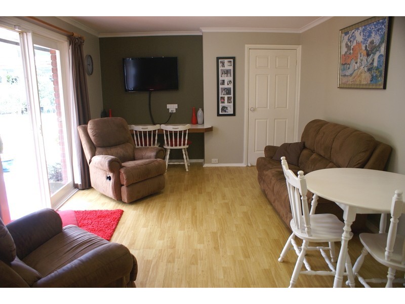 18 Shale Court, Delahey VIC 3037