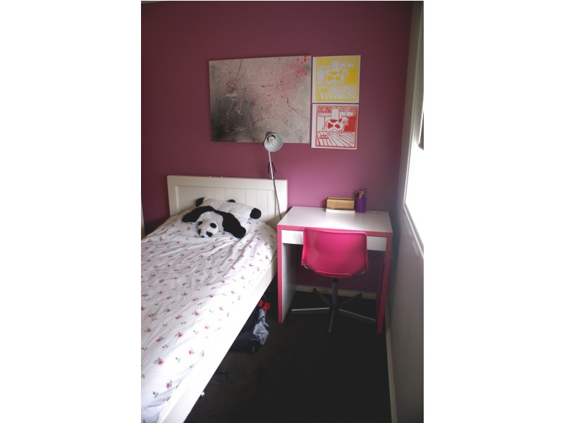 18 Shale Court, Delahey VIC 3037