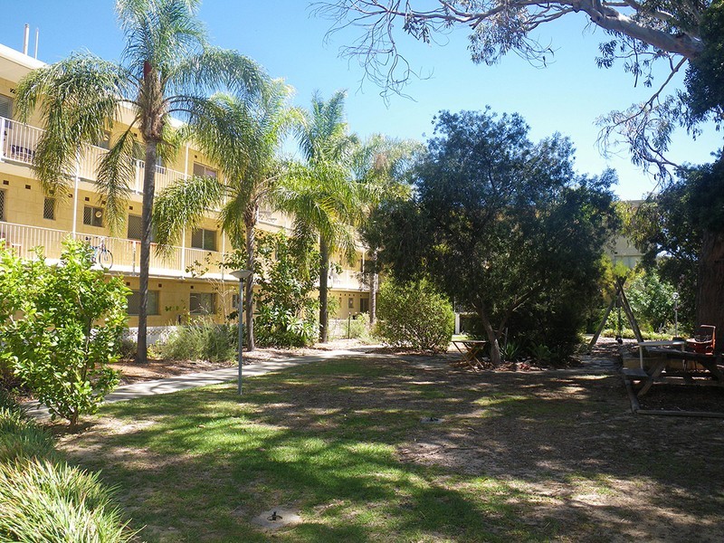 18/94 Lefroy Road, Beaconsfield WA 6162