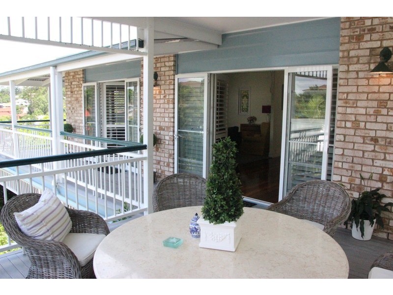 10 Maroa Close, Chapel Hill QLD 4069