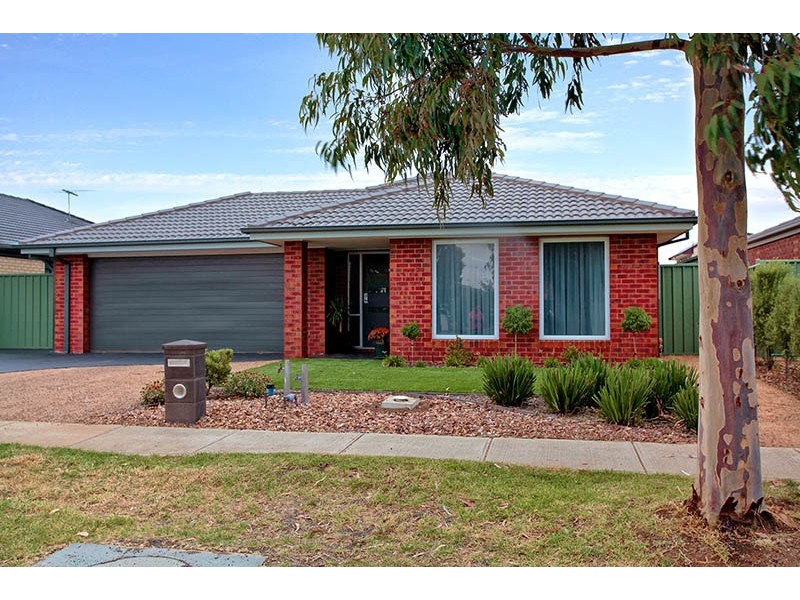 57 Vaughan Chase, Wyndham Vale VIC 3024