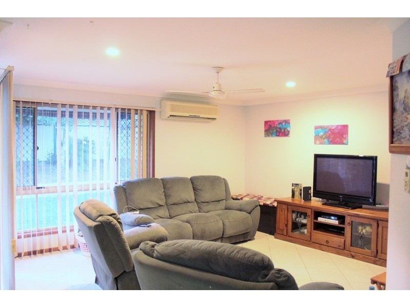 23 Serrata Circuit, Forest Lake QLD 4078