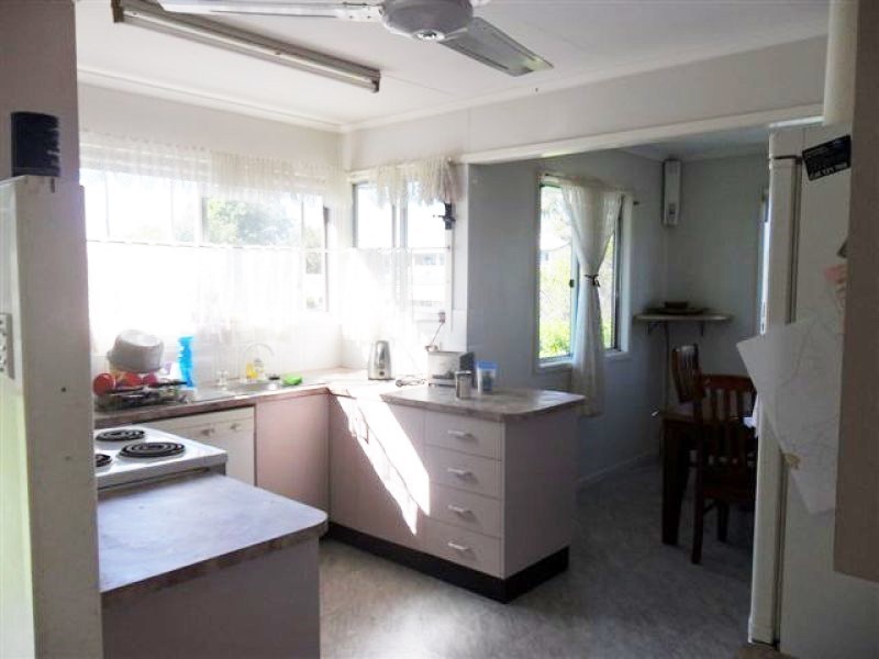 15 Old Airport Drive, Emerald QLD 4720