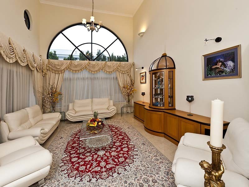 8 Bateman Rd, Mount Pleasant WA 6153