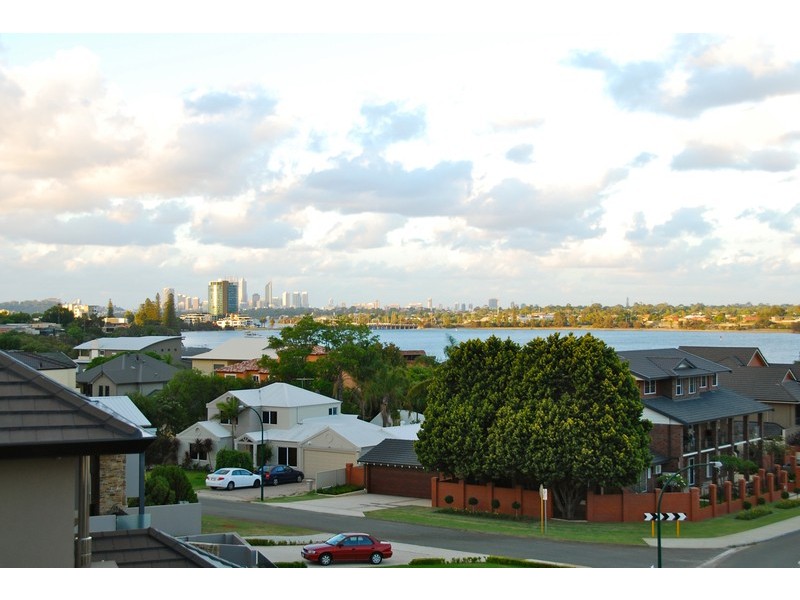 8 Bateman Rd, Mount Pleasant WA 6153