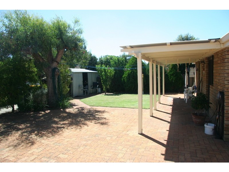 17 Alconbury Rd, Kingsley WA 6026