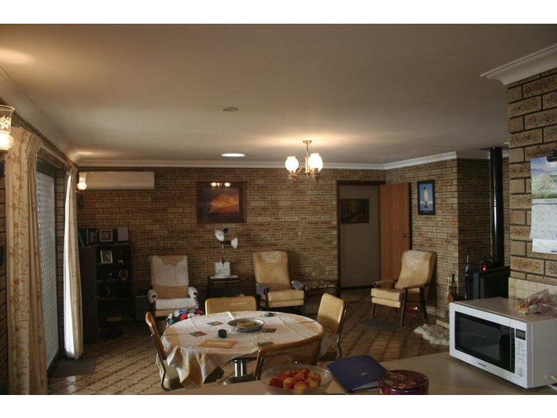 17 Alconbury Rd, Kingsley WA 6026