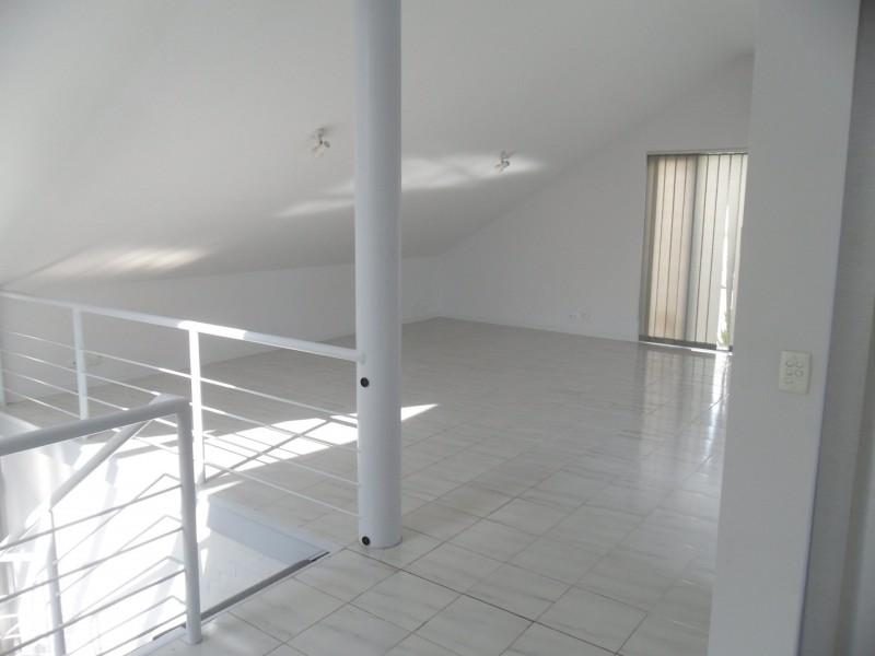 3 Small St, Hampton VIC 3188