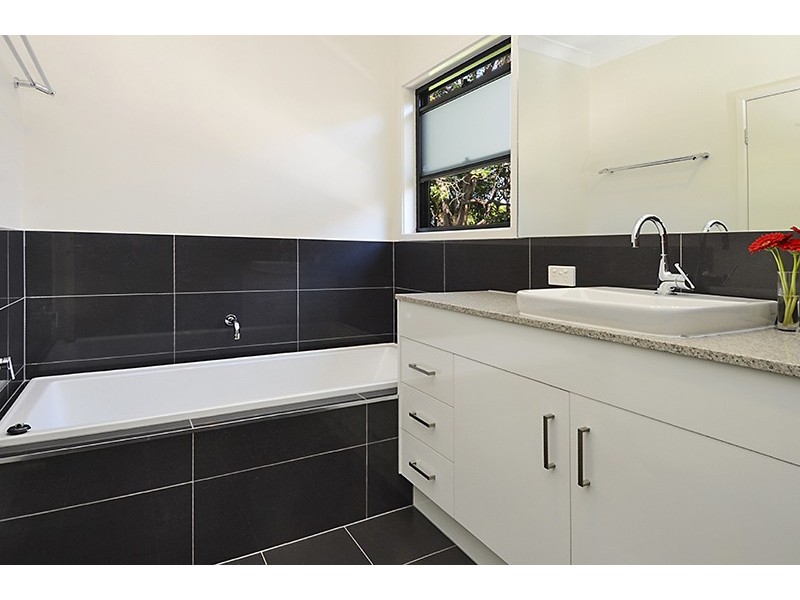 54 Willmington Street, Newmarket QLD 4051