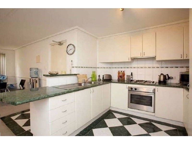 41/30 Bishops Row, East Perth WA 6004